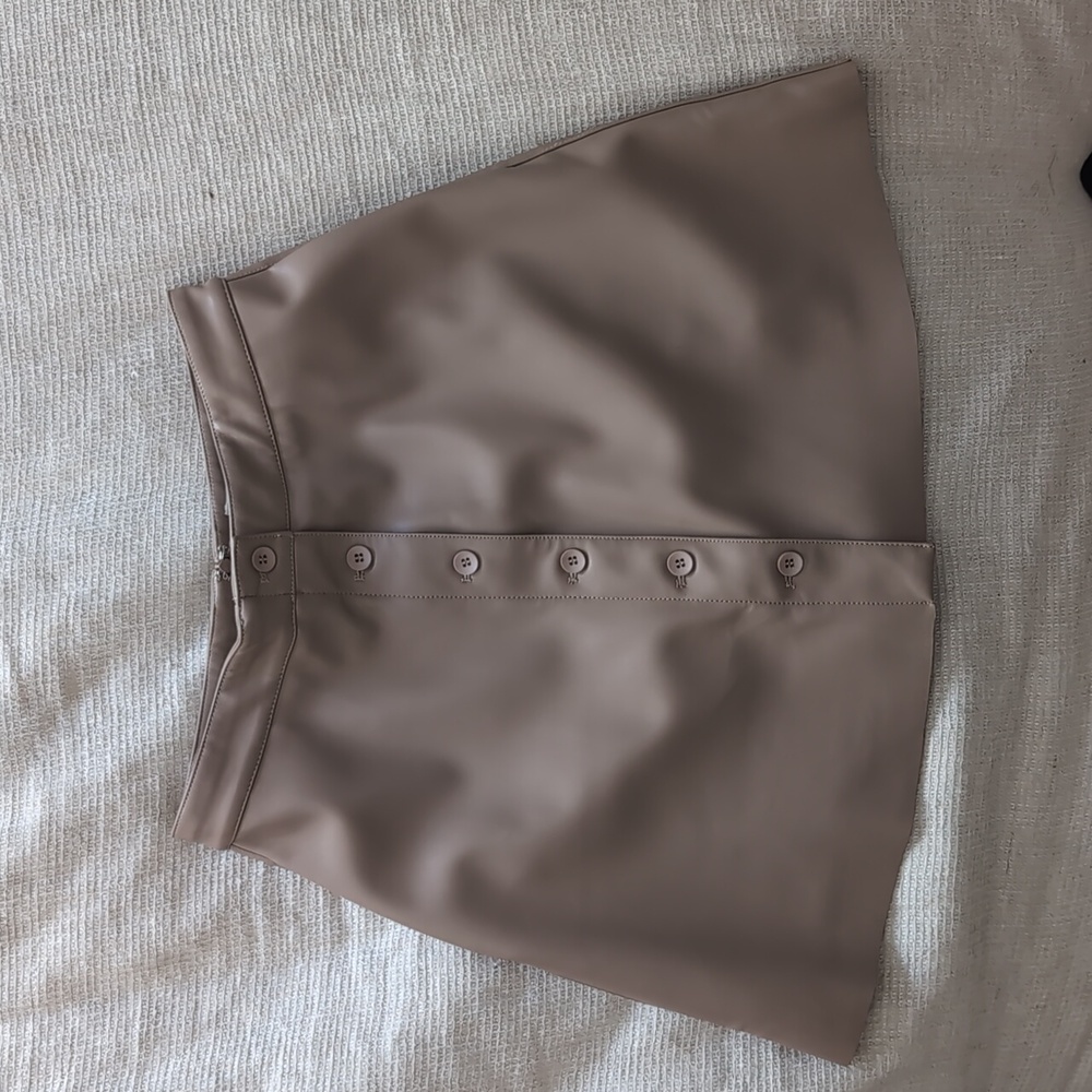 Vegan leather fawn hi rise mini skirt